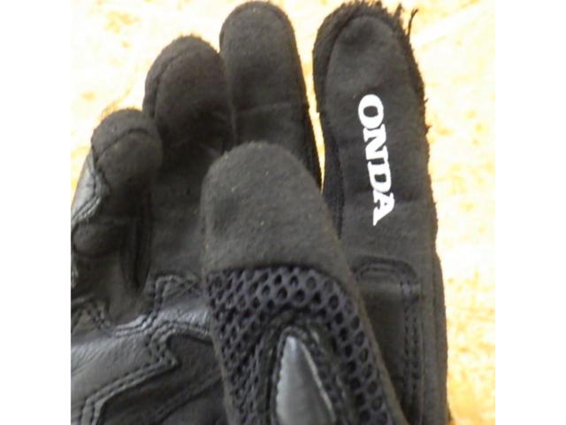 Rider's size: MHONDAWRX
PRO
AIR
Glove 0SYTP-76A-K