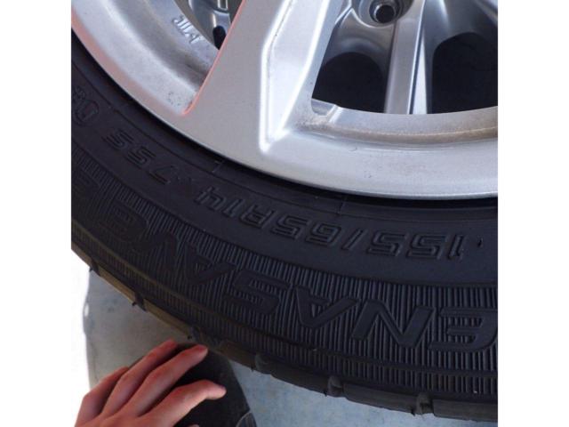 Two tires only: DUNLOPE NASAVE
EC300 + 155/65R14
75S
Manufactured in 2026