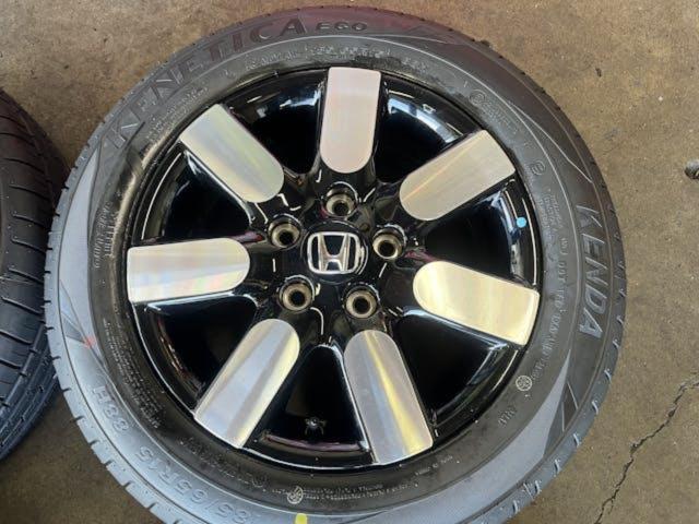 Honda original (HONDA)
Freed genuine
+
KENDA (Kenda)
KR 203