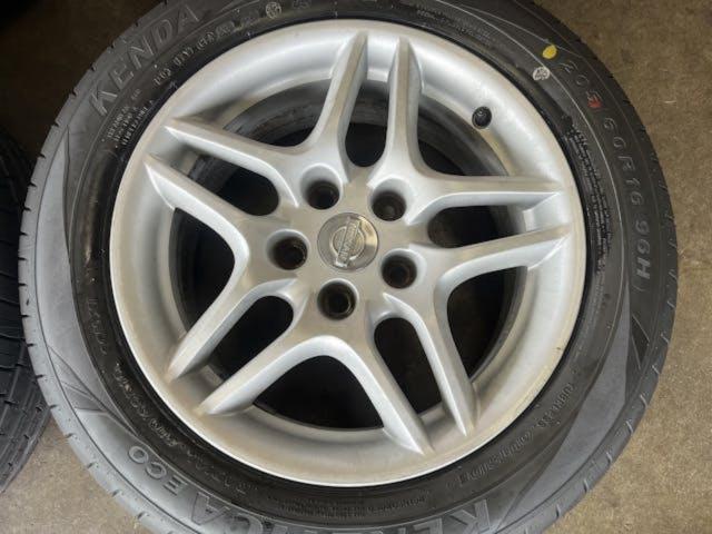日産純正(NISSAN)  スカイライン/R34 ツインスポークホイール  + KENDA(ケンダ) KR203 205/60R16 96H XL