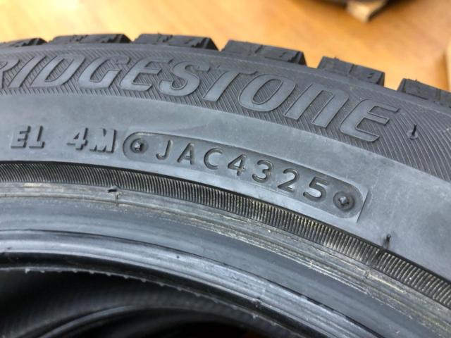 BRIDGESTONE ICE PARTNER2 215/50R17