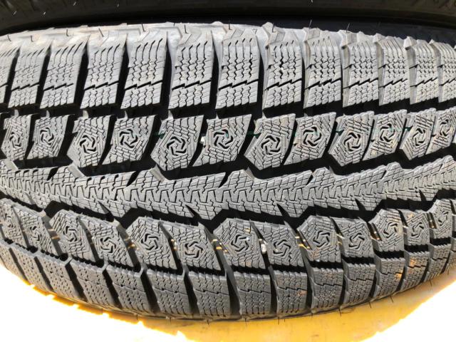 TOYO OBSERVE GSi-6 LS 235/50R20
