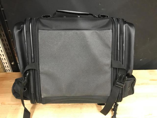 MOTO FIZZ ミニフィールドシートバック