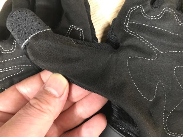 IRON
JIAS
Mesh glove