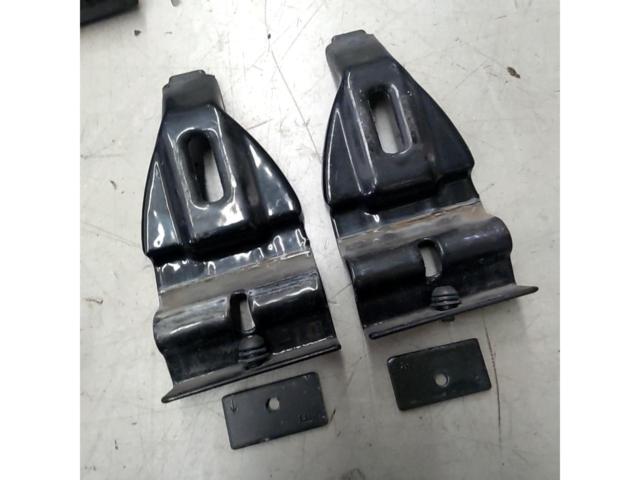 INNO/RV-INNO
Square Bar
Based carrier
(INSU+K406+INB127BK)
■
80 series Noah Voxy