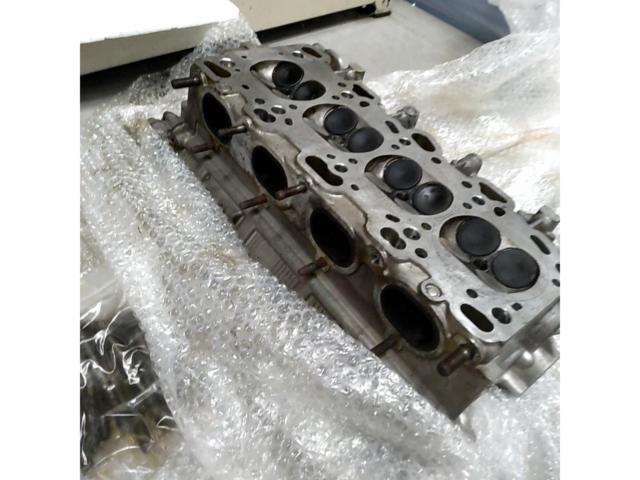 Mitsubishi genuine 4G63
Cylinder head
+
Camshaft + Pulley + Sprocket + Rocker Arm ■ Lancer Evolution VIII (8) MR