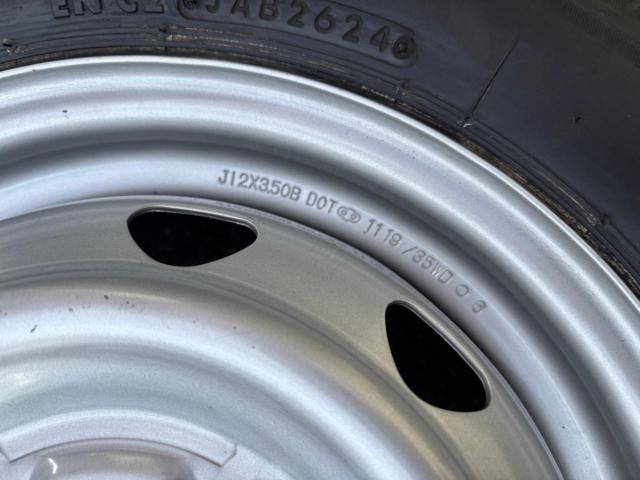 weds?キャロウィン? スチールホイール ディスク刻印T3  + BRIDGESTONE(ブリヂストン) BLIZZAK VRX3