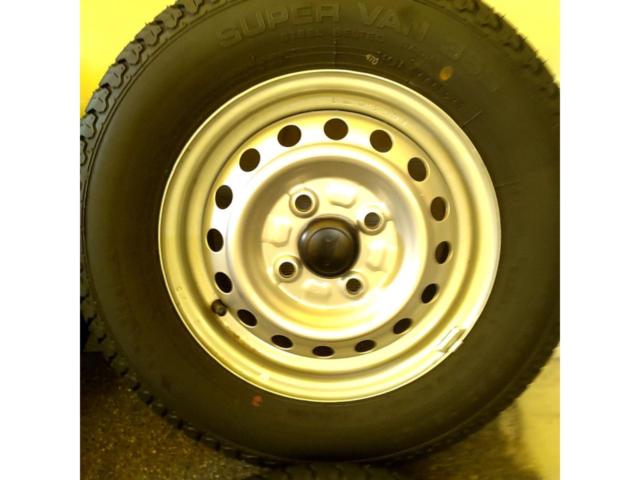 ダイハツ純正(DAIHATSU)  ハイゼット純正スチールホイール  + YOKOHAMA(ヨコハマ) SUPER VAN 355