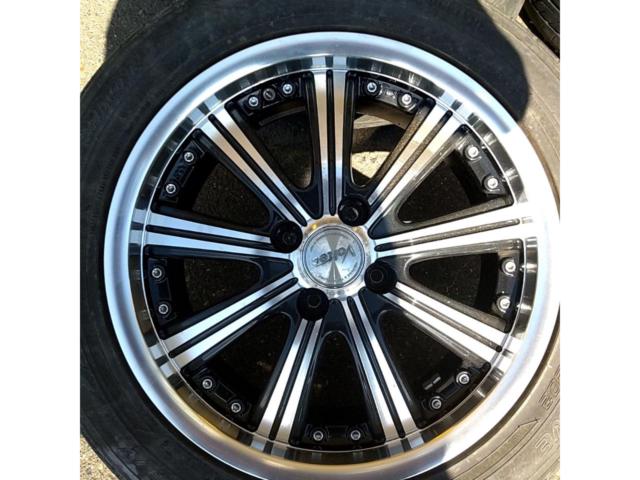 RX2608-021
INTER
MILANO
VOLTEC
HYPER
SN
This product includes only the four wheels.