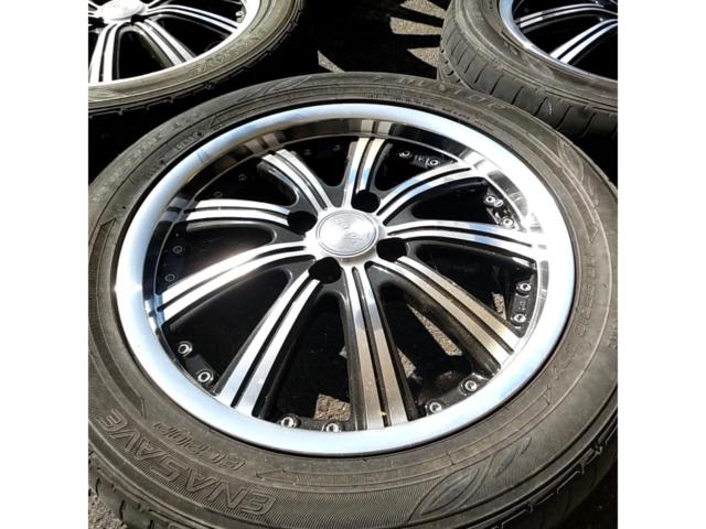 RX2608-021
INTER
MILANO
VOLTEC
HYPER
SN
This product includes only the four wheels.