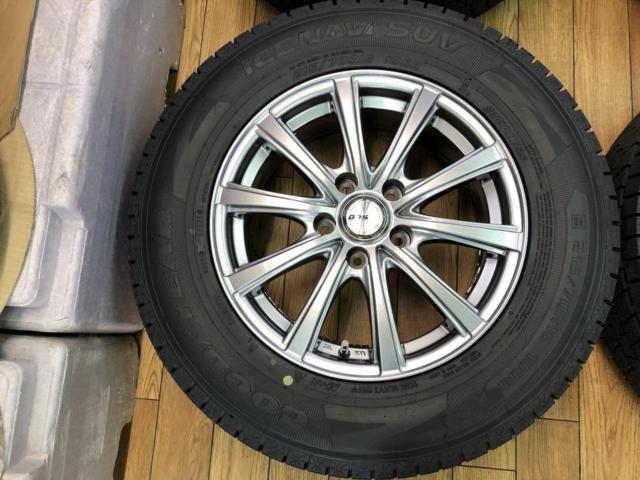 【BADX(バドックス)】D.O.S.(ディーオーエス)  +【GOODYEAR】アイスナビSUV