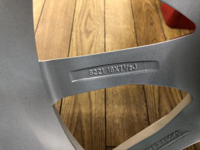 【weds(ウェッズ)】 ravrion RS01+【GOODYEAR】アイスナビ8