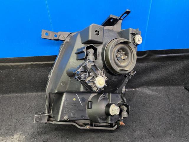 【スズキ純正】MH21SワゴンR後期純正ヘッドライト右側のみ