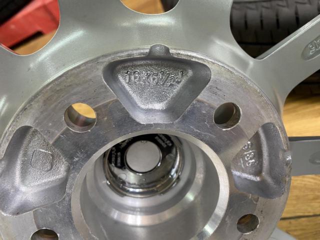 BRIDGESTONE(ブリヂストン) ECO FORME(エコフォルム) SE-15 (5HOLE)  + BRIDGESTONE(ブリヂストン) TURANZA T005A