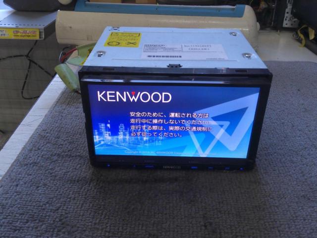 KENWOOD MDV-S709W