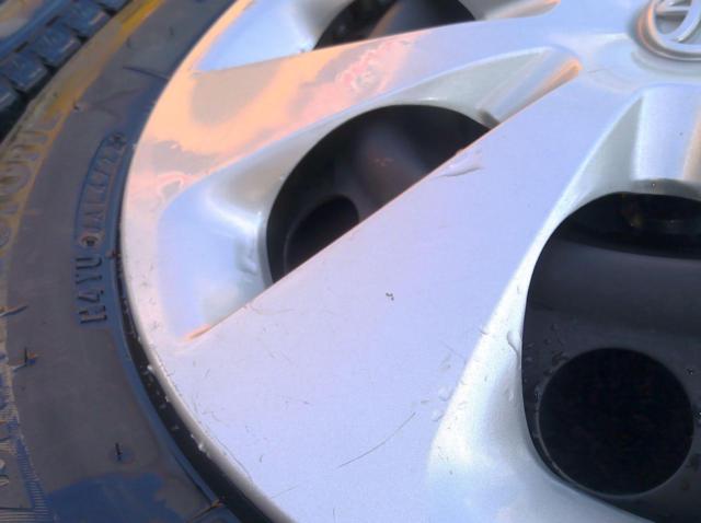 トヨタ ポルテ純正スチールホイール + BRIDGESTONE BLIZZAK VRX3