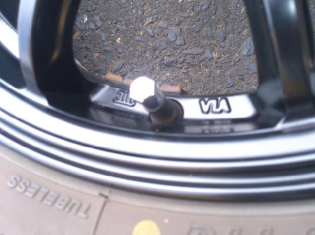 メーカー不明 VEMOTION LCZ 010Rスポークホイール + BRIDGESTONE BLIZZAK VRX3
