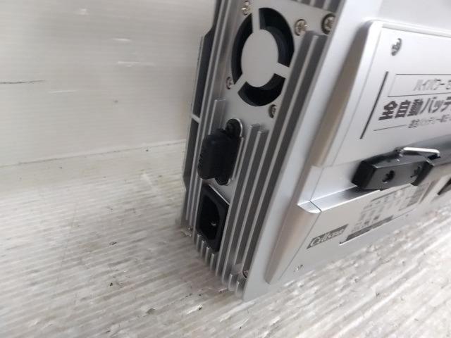 Celltar CV-800 全自動バッテリー充電器