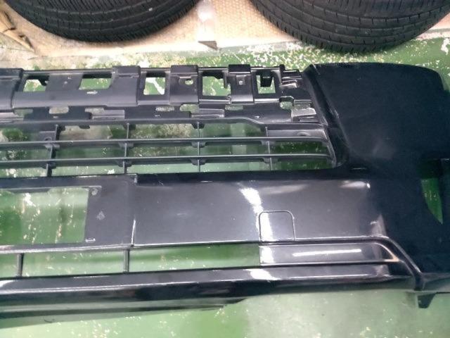 TOYOTA純正フロントバンパー