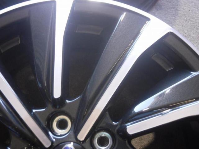 Subaru genuine parts
Levorg / VN5
D type
STI Sports
Original aluminum wheel