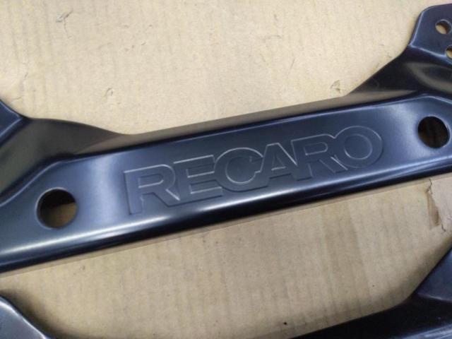 【RECARO】サイドアダプター