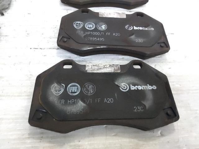 ABARTH 純正 Brembo フロントレーキパッド