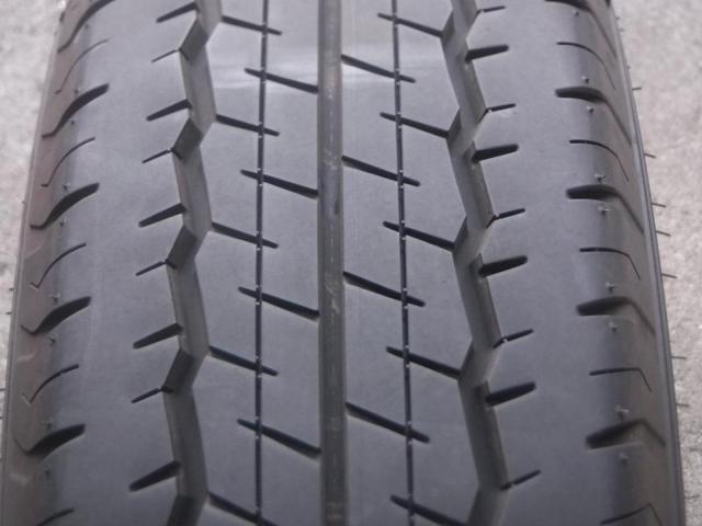 [One only] DUNLOP
SP175N
107 / 105L
LT