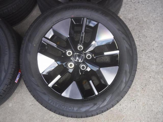 3 Honda Genuine Stepwgn Spada
RP8
Genuine + YOKOHAMA
BluEath
RV03