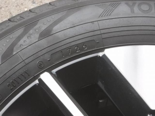 3 Honda Genuine Stepwgn Spada
RP8
Genuine + YOKOHAMA
BluEath
RV03