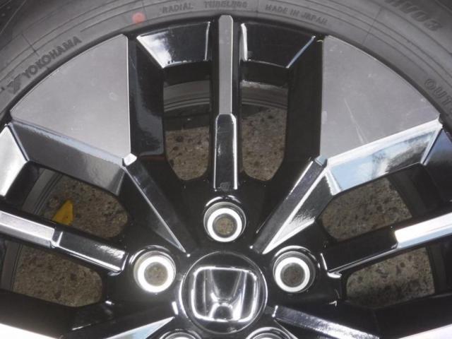 3 Honda Genuine Stepwgn Spada
RP8
Genuine + YOKOHAMA
BluEath
RV03