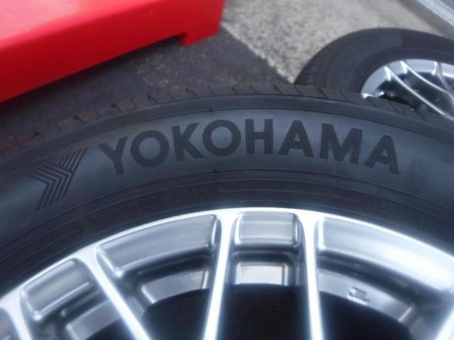 3 Toyota genuine
80-series
Noah · VOXY
Genuine BBS
+
YOKOHAMA
BluEarth-ES
ES32