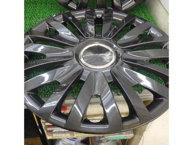 [4 piece set] maker unknown
Wheel cover
14 inches
Dark gunmetal
Part No. WJ-5063-DG-14