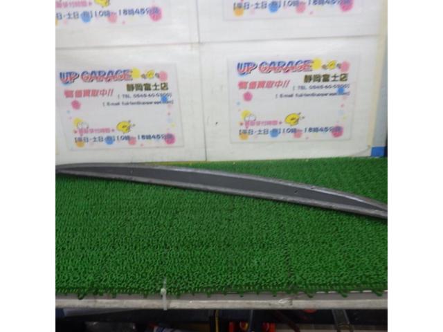 メーカー不明 アバルト595 カーボン テールゲートスポイラー