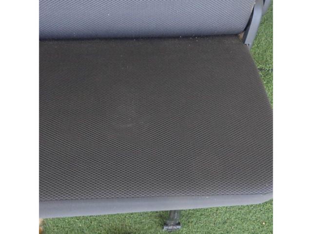 Genuine Toyota Hiace/200 Series DX Second Row Seat *Due to its large size, this item cannot be shipped to private residences.*