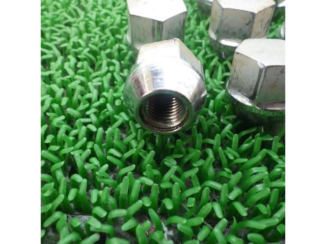 Unknown Manufacturer
Wheel nut
M12xP1.5/HEX21/16 pieces