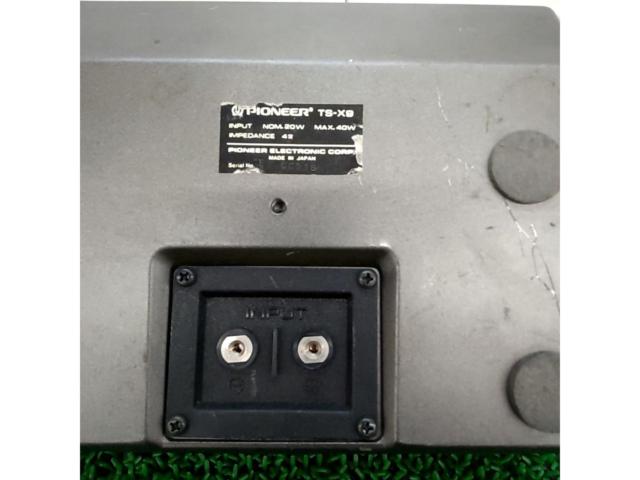 PIONEER Tabletop Speakers
TS-X9
Right and left