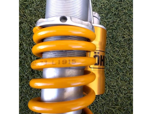 【OHLINS】ZRX1200DAEG用 リアショック 品番K928