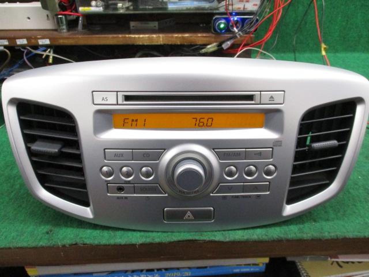 Genuine Suzuki parts
Genuine variant audio
PS-3517
■
MH34S
Wagon R