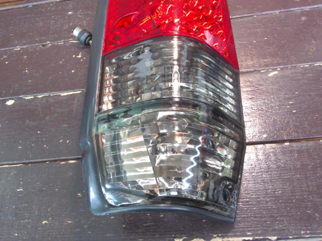 DEPO 78系プラドLEDテールランプ 左側