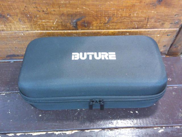 BUTURE
Jump booster
500 F
Part number SC10