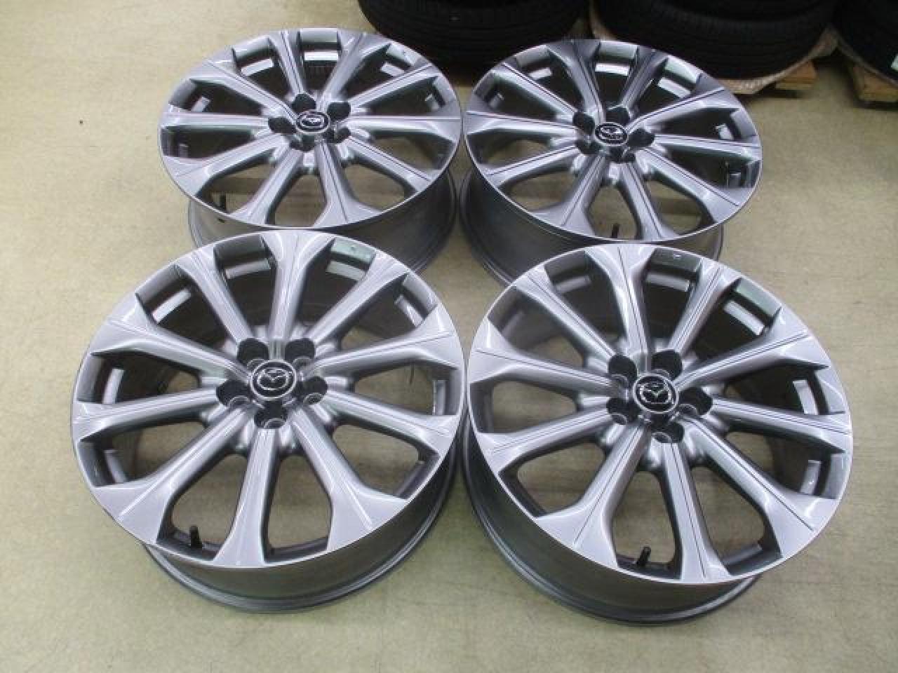 Genuine Mazda parts
CX-60 genuine wheels
