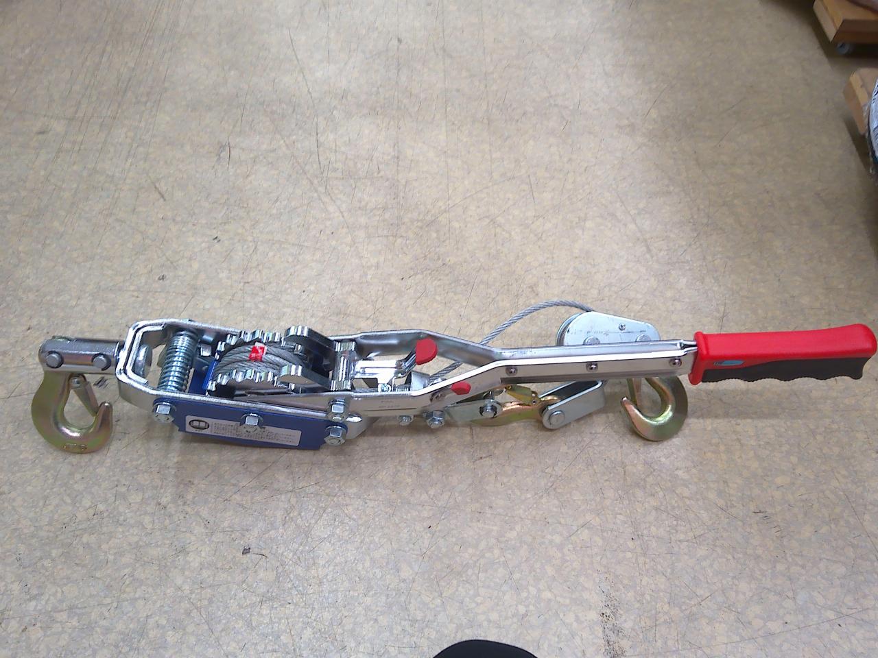 RV4
WILD
GOOSE
Hand winch