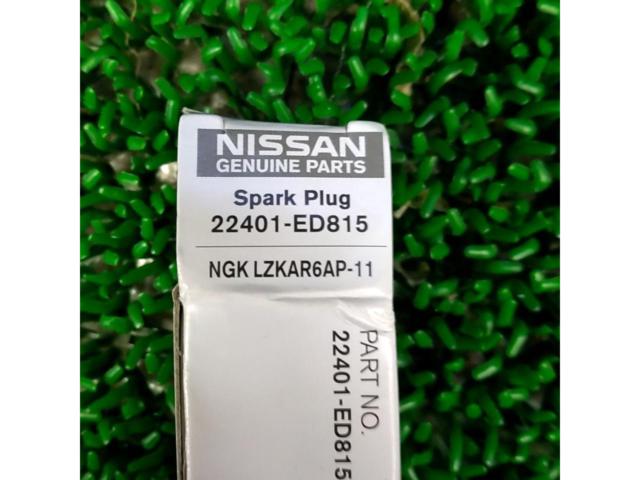 日産純正 スパークプラグ 22401-ED815