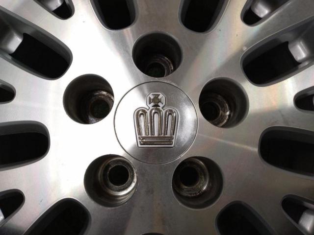 Toyota genuine
17 series Crown original aluminum wheel