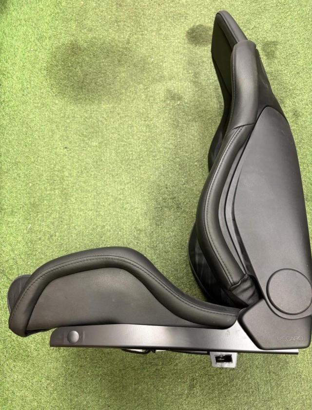 ☆夏のカスタム応援セール!!☆RECARO SPORT STER HTR CL100RH