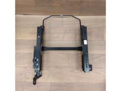 RECARO シートレール アクセラ BL3/BL5/BLE RH側/運転席側/右側