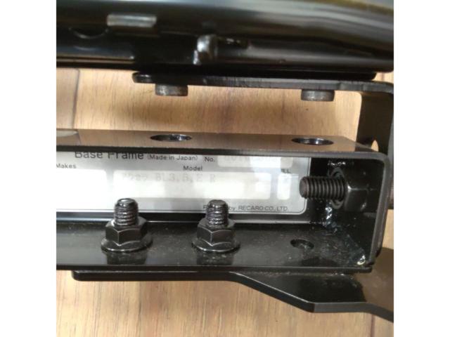 RECARO シートレール アクセラ BL3/BL5/BLE RH側/運転席側/右側