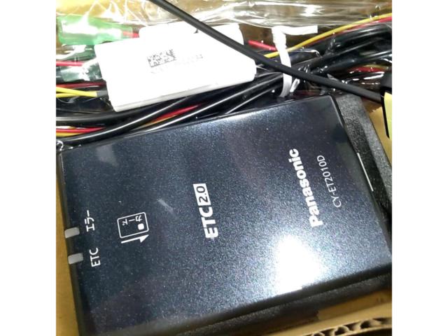 Panasonic
CY-ET 2010 D
ETC2.0 the vehicle-mounted device
