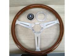  time thing 
NARDI
CLASSIC/WOOD
Classic Wood
365mm
*Type without the wrapper mark