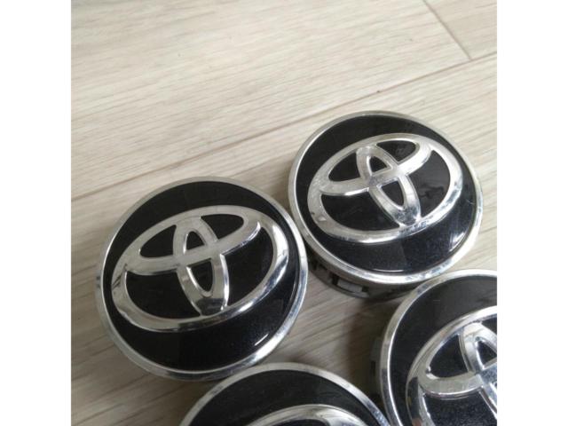 1
Toyota
Genuine
Center cap
black
About 53 mm
4 pieces set